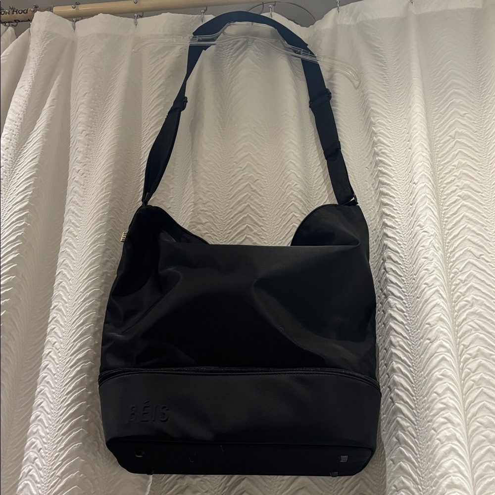BEIS cresent weekender Crossbody Bag